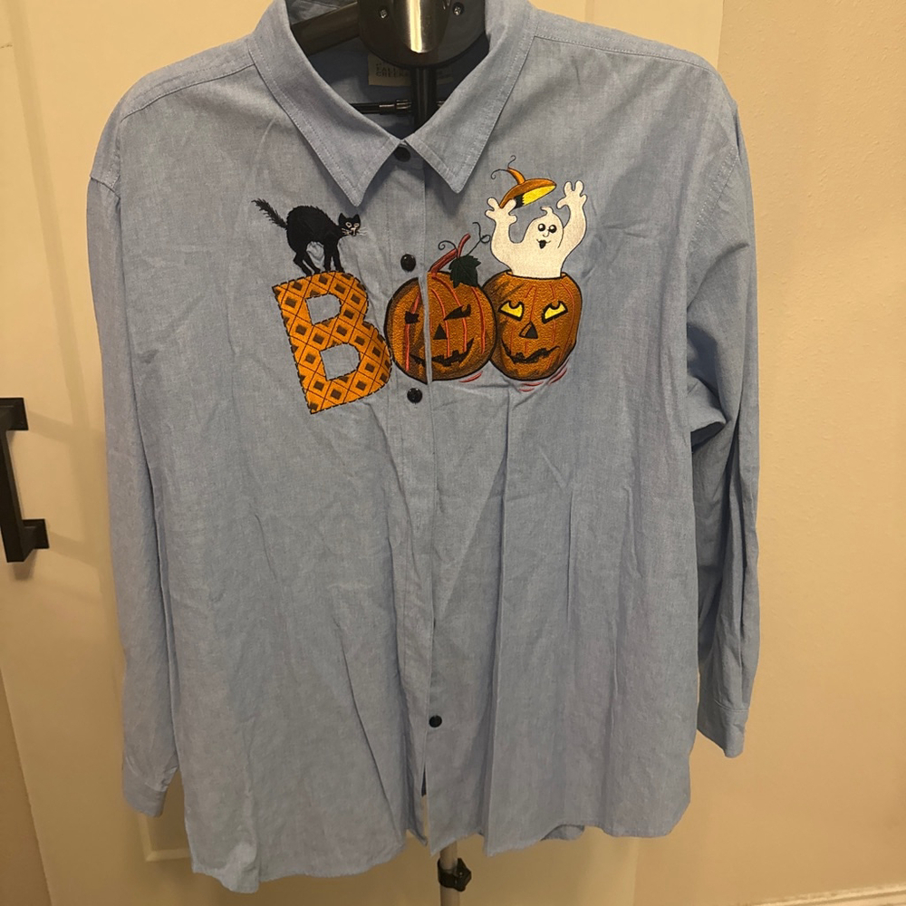 Women's Authentic Falls Creek Light Blue Halloween Button Down 26W